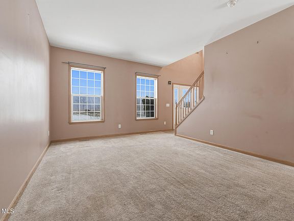 3rd image of 790 E Monroe Street