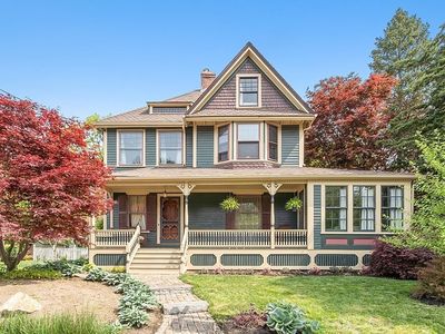 39 Maple St, Stoneham, MA, 02180