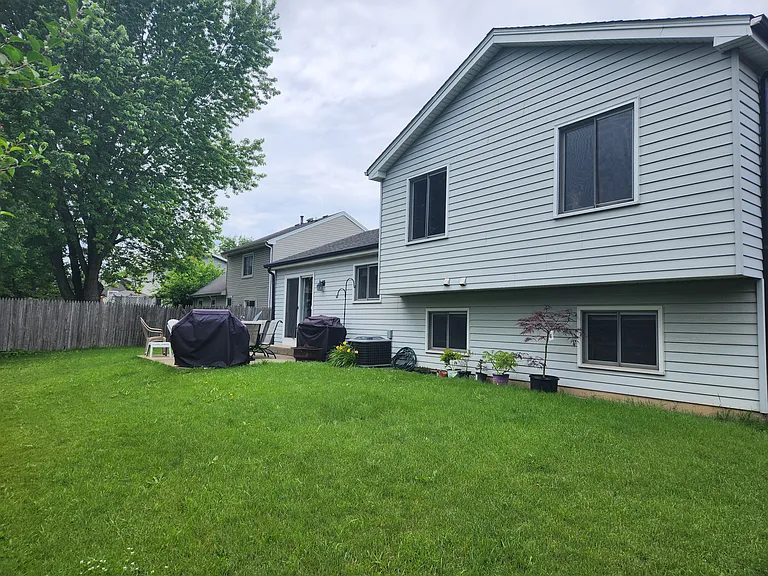 827 Boxwood Dr — Photo 26