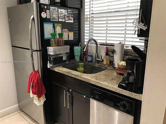 4th image of 8550 SW 109th Ave #5211
