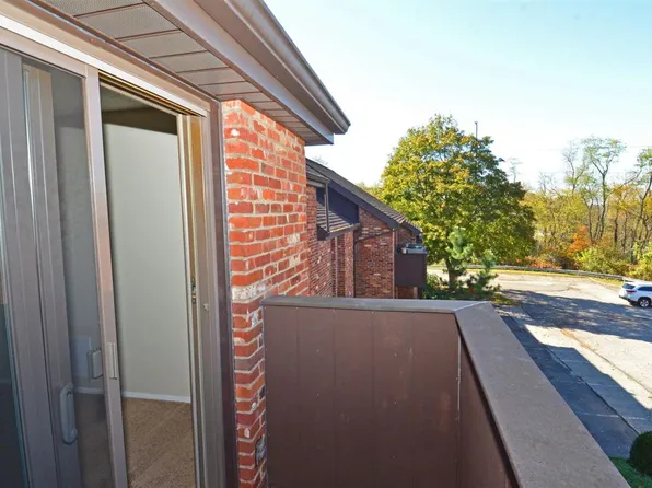 (Bethel Park)rusty Hollow (NOW) or (May 1ST) NEW, 1280 Highfield Ct #A2665351a, Bethel Park, PA 15102