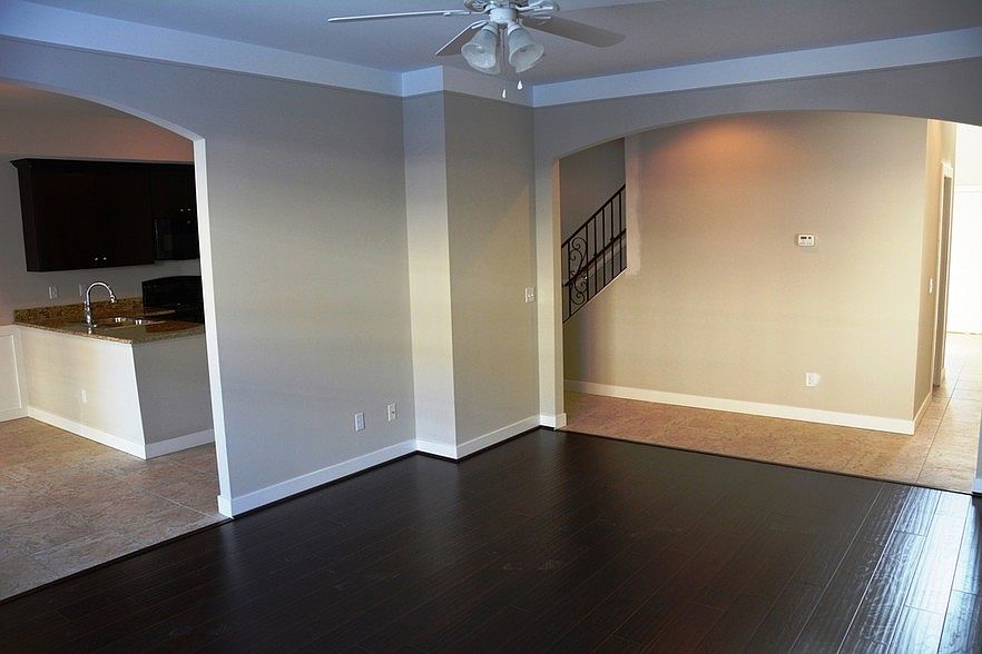 1st image of 6195 Lindemere Ln #6