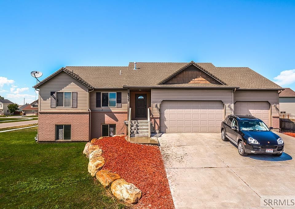 1st image of 3733 E Silverstone Dr