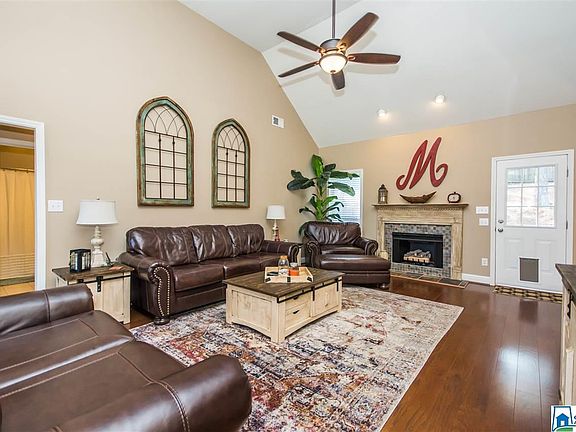 3rd image of 133 Berkshire Manor Cir