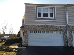 4005 Boulder Ct, Aurora, IL 60504
