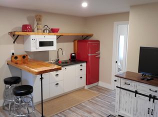 116 Old Mountain Rd #A, Wakefield, RI 02879