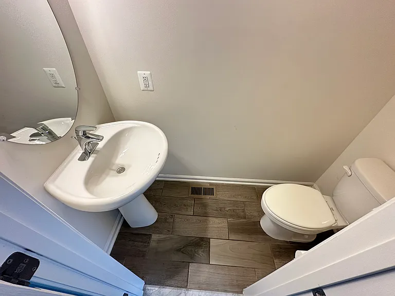 5331 Greenwich Cir — Photo 31