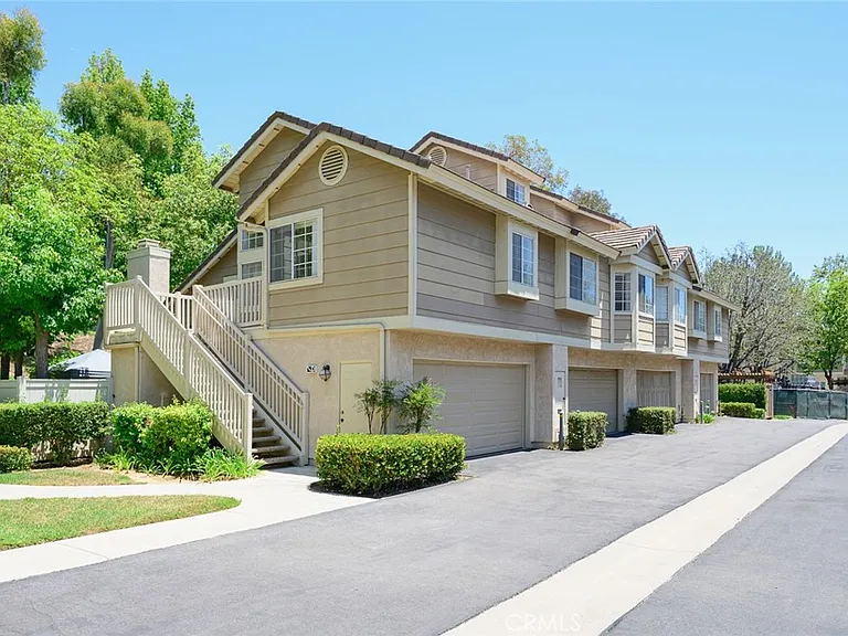 2601 S Quarry Ln #D — Photo 4