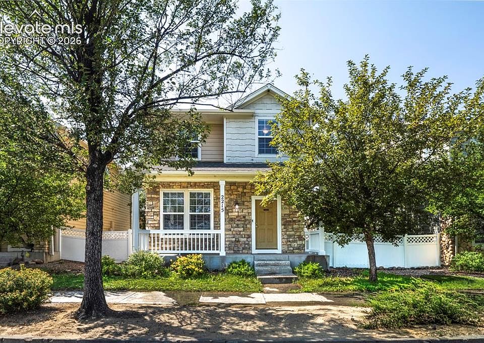 1st image of 2215 Ellingwood Dr