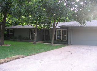 2505 N Terry Ave, Bethany, OK 73008