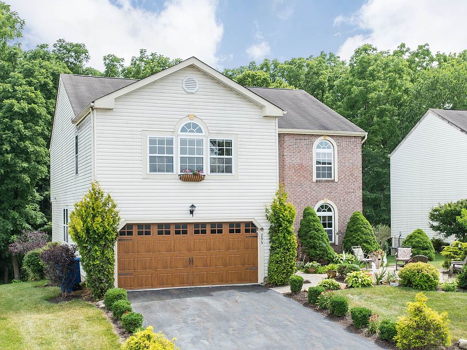 1st image of 295 Pinecrest Dr
