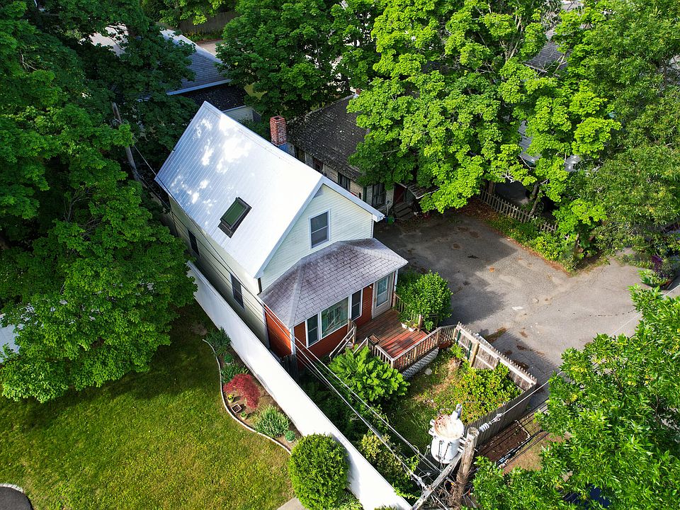 1st image of 17 Bowles Avenue