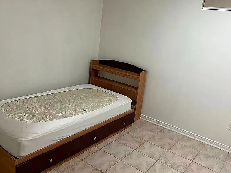 702 Welcome Ct #BASEMENT — Photo 11
