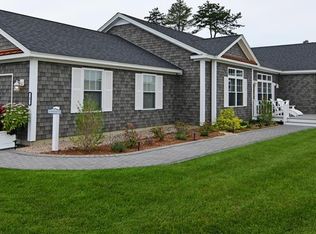 581 S Shore Village Blvd UNIT E22, Wakefield, RI 02879