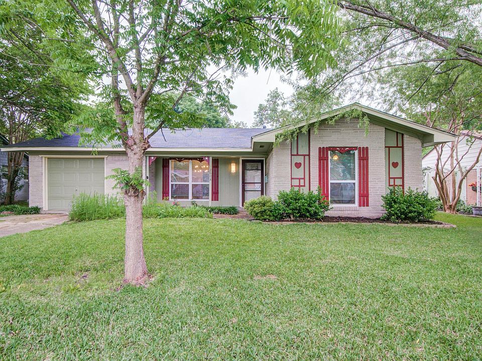 1st image of 2608 Driftwood Dr