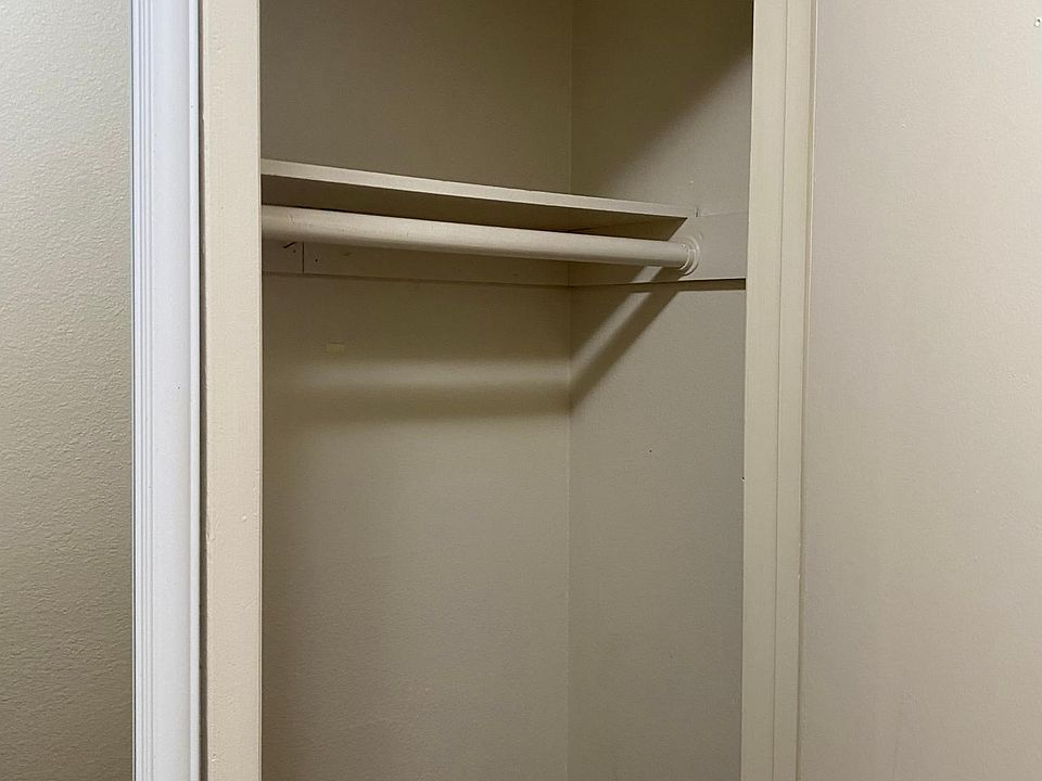 1st image of 425 Live Oak Ave #204