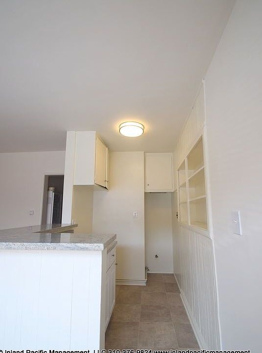 2nd image of 124 10th St #918