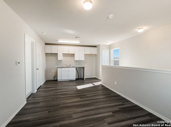 5th image of 4235 Volcano Way