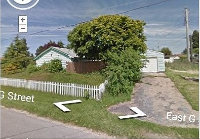 2nd image of 702 E 54th St