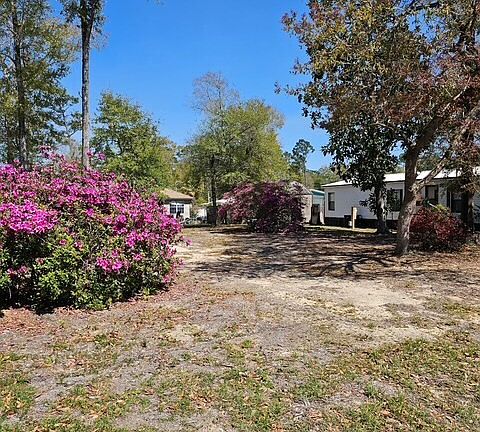 3rd image of 1696 Santa Cruz Dr