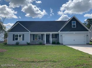 531 Orchard Creek Dr, Richlands, NC 28574