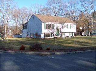 75 Silverwood Dr, Taunton, MA 02780