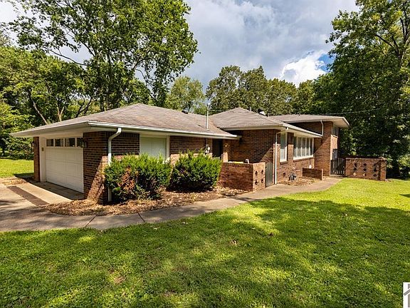 4th image of 1218 Dogwood Dr