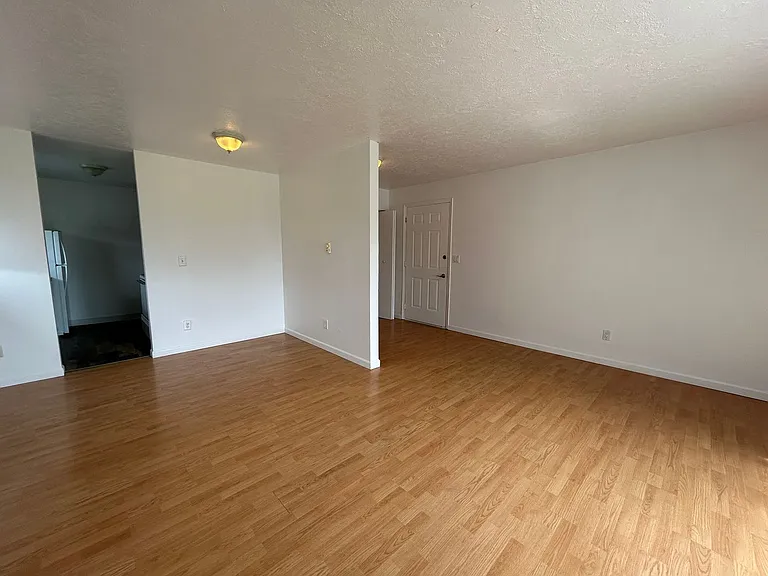 4658 Ocean Beach Hwy — Photo 11