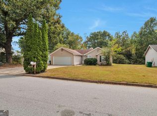 5471 Fox Valley Ln, Stone Mountain, GA 30088