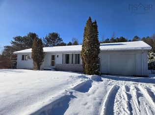 111 Maxner Dr, Colchester, NS B6L 2J9