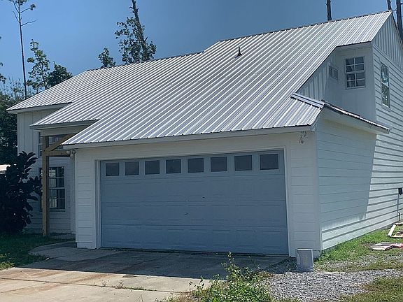 2 car garage 