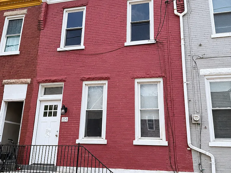454 W. King St. — Photo 1