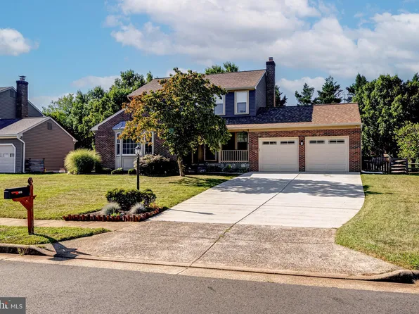 405 Drew Ct, Sterling, VA 20165
