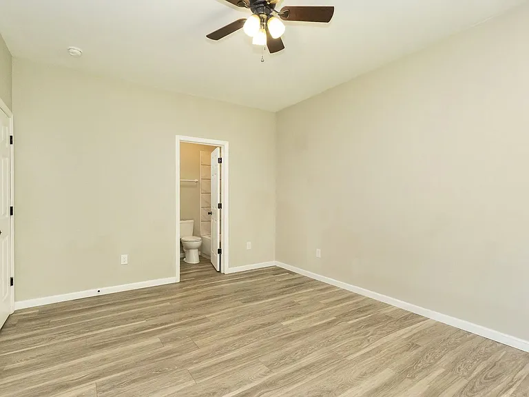 18 Michigan Ln #2 — Photo 13