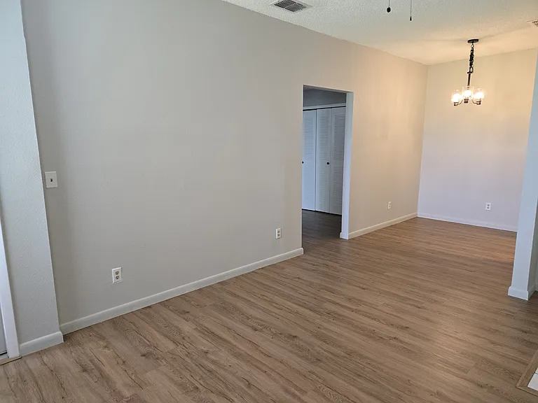 2049 San Marcos Dr SE #126 — Photo 4