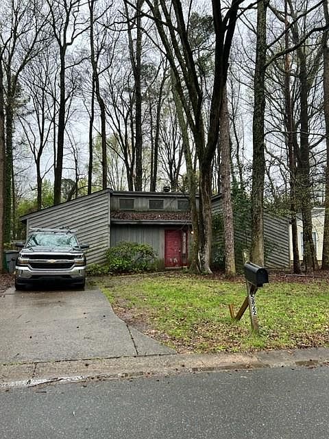 1st image of 5822 Rock Hollow Dr