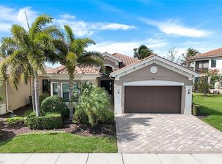 2825 Cinnamon Bay Cir, Naples, FL 34119