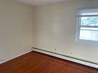 14756 253rd St FLOOR 1, Rosedale, NY 11422