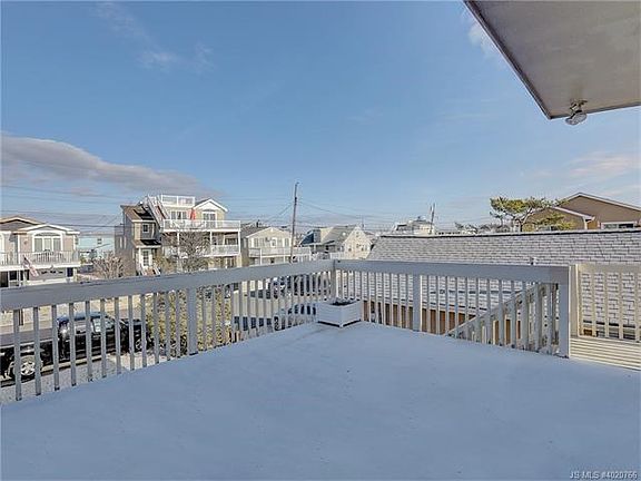 4th image of 316 N 6th St