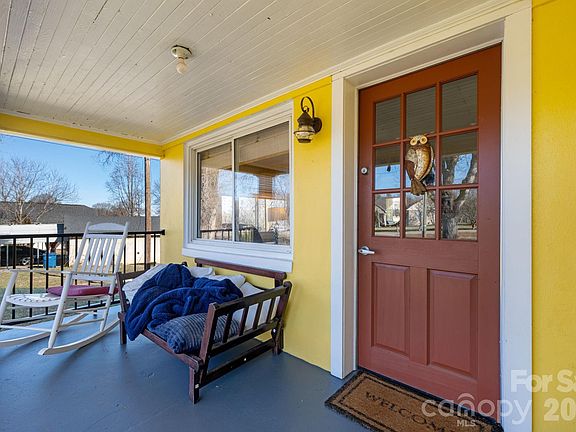 3rd image of 3358 Falling Creek Rd