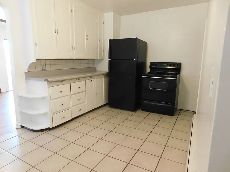 1304 N 16th St — Photo 5