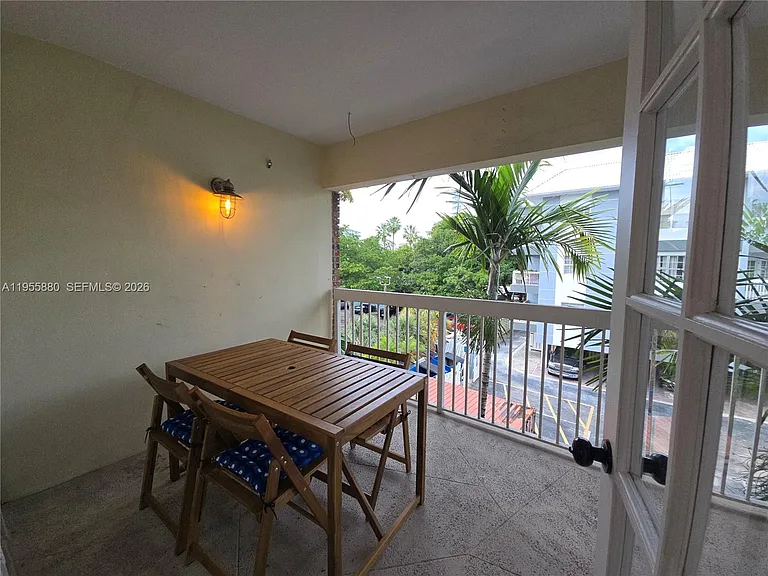 2424 SE 17th Cswy #312B — Photo 36
