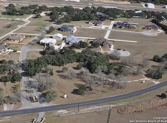 3rd image of 24 Boerne Stage Airfield