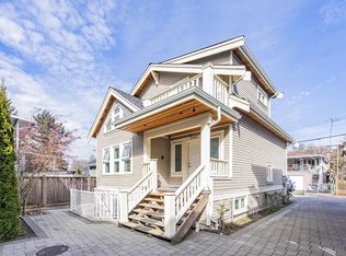 5440 Rhodes St, Vancouver, BC V5R3N9