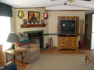 51 Clover Ln, Reeds Spring, MO 65737