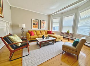 194 Boylston St #3, Boston, MA 02130