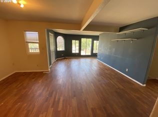 1306 Bridge St, The Dalles, OR