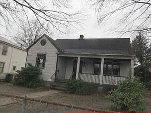 1st image of 12 Hobson St