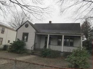 12 Hobson St, Portsmouth, VA 23704