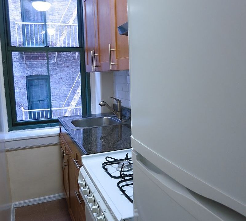 1st image of 504 E 79th St APT 3F